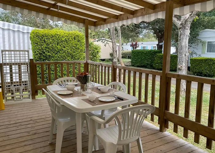 Mobil-home Avec Terrasse à Saint-pierre-d'oléron - Api-1-52-978 *