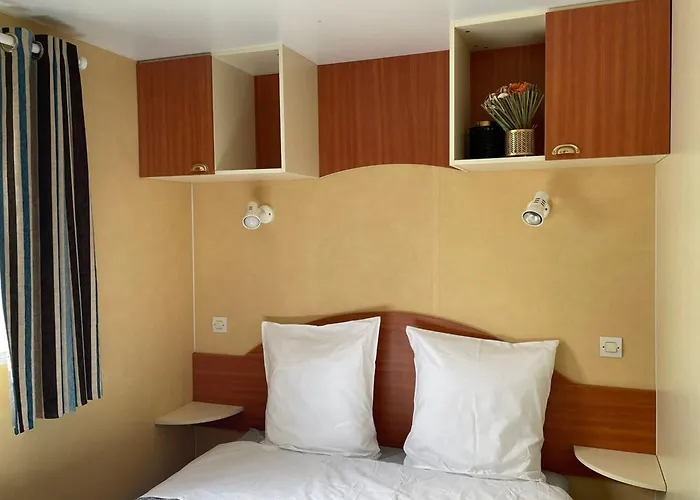 Parque de Campismo Mobil-home Avec Terrasse à Saint-pierre-d'oléron - Api-1-52-978 Saint-Pierre-d'Oleron