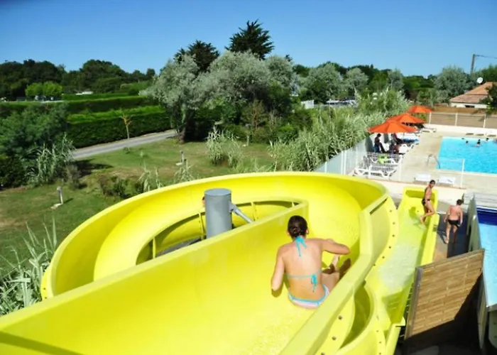 Mobil-home Avec Terrasse à Saint-pierre-d'oléron - Api-1-52-978 Saint-Pierre-d'Oleron